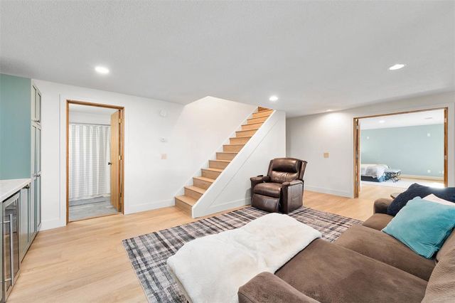 7865 Blue Valley Drive, Eau Claire, WI 54703