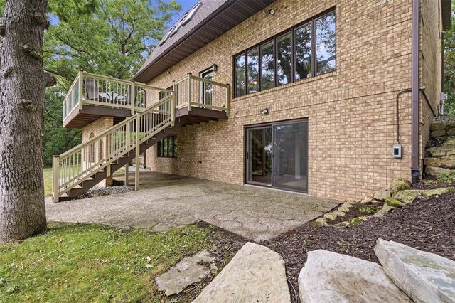 7865 Blue Valley Drive, Eau Claire, WI 54703