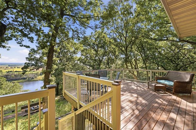 7865 Blue Valley Drive, Eau Claire, WI 54703