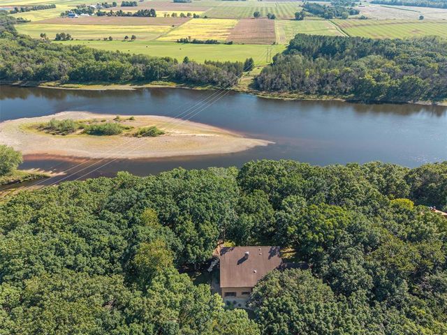 7865 Blue Valley Drive, Eau Claire, WI 54703