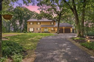 7865 Blue Valley Drive, Eau Claire, WI 54703