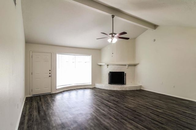 206 Brandywyne Drive, Friendswood, TX 77546