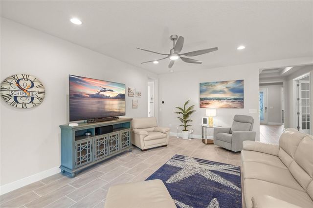 8600 SUNDANCE LOOP, Sarasota, FL 34238