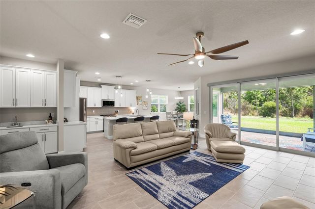 8600 SUNDANCE LOOP, Sarasota, FL 34238