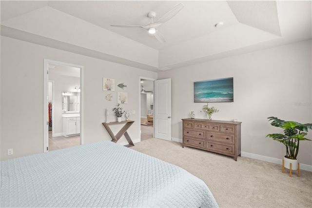 8600 SUNDANCE LOOP, Sarasota, FL 34238