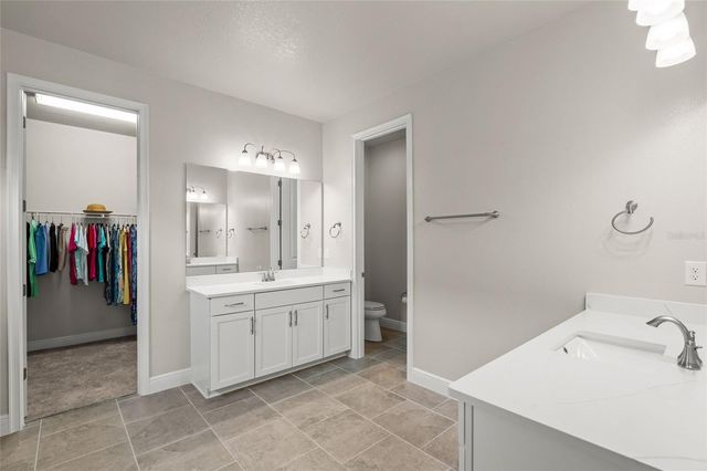 8600 SUNDANCE LOOP, Sarasota, FL 34238