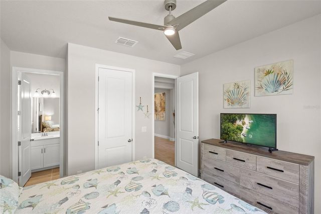 8600 SUNDANCE LOOP, Sarasota, FL 34238