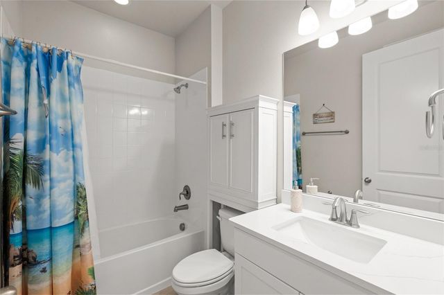 8600 SUNDANCE LOOP, Sarasota, FL 34238