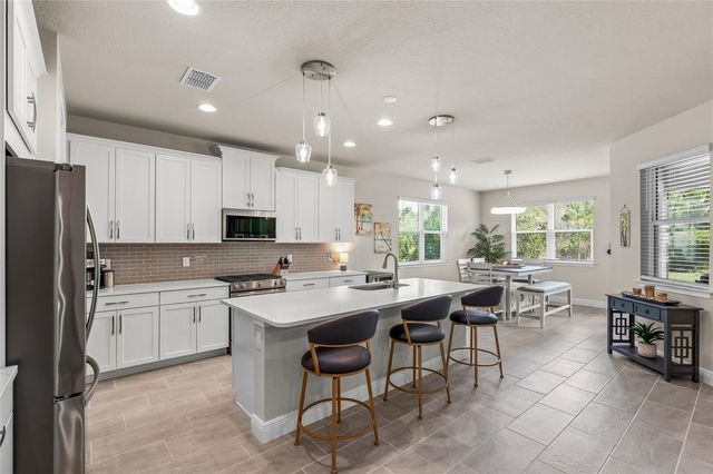 8600 SUNDANCE LOOP, Sarasota, FL 34238