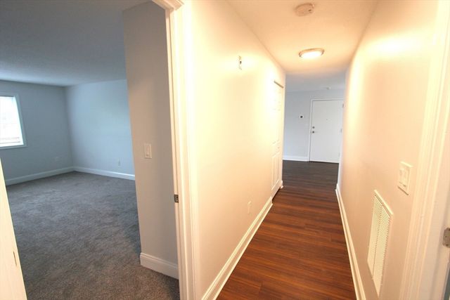 2008 Franklin Crossing Rd 2008, Franklin, MA 02038