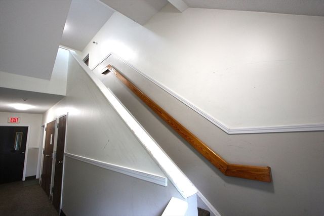 2008 Franklin Crossing Rd 2008, Franklin, MA 02038