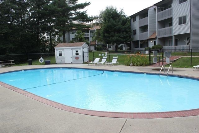 2008 Franklin Crossing Rd 2008, Franklin, MA 02038