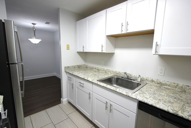 2008 Franklin Crossing Rd 2008, Franklin, MA 02038