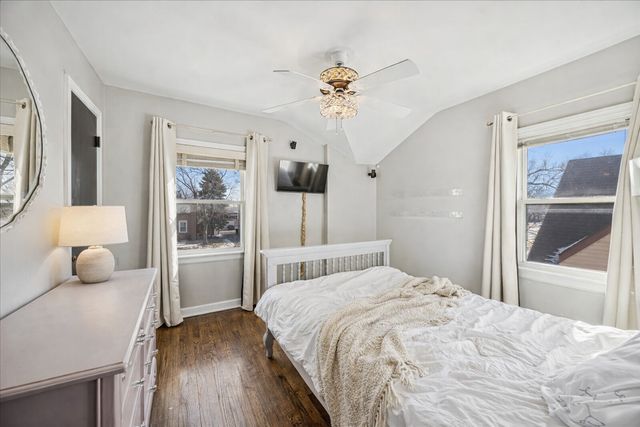 1426 Bristol Avenue, Westchester, IL 60154