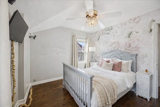 1426 Bristol Avenue, Westchester, IL 60154