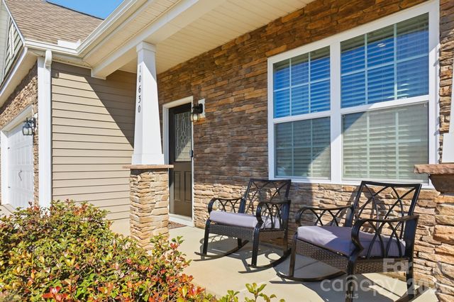 10630 Bradstreet Commons Way, Charlotte, NC 28215