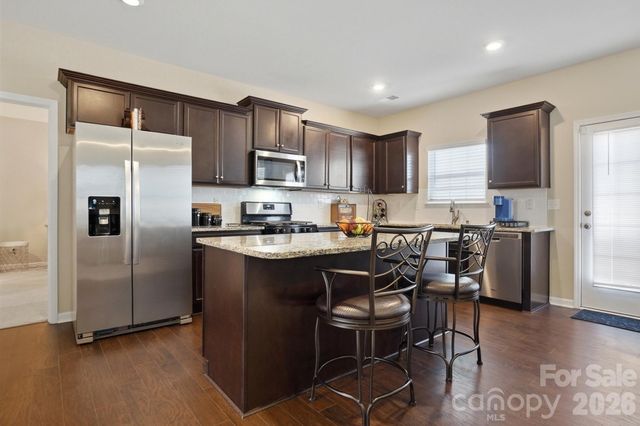 10630 Bradstreet Commons Way, Charlotte, NC 28215