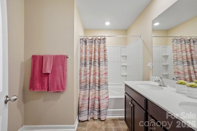 10630 Bradstreet Commons Way, Charlotte, NC 28215