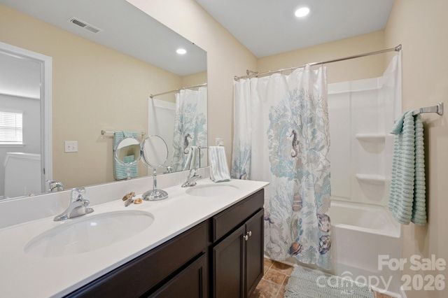 10630 Bradstreet Commons Way, Charlotte, NC 28215