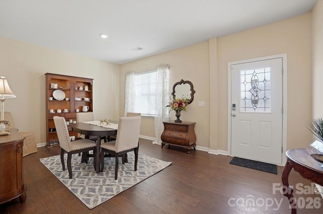 10630 Bradstreet Commons Way, Charlotte, NC 28215