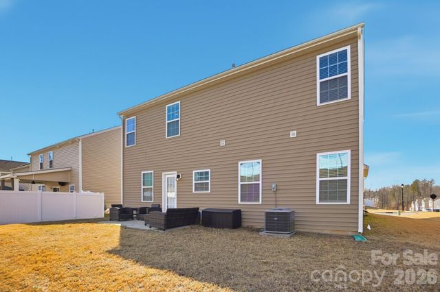 10630 Bradstreet Commons Way, Charlotte, NC 28215