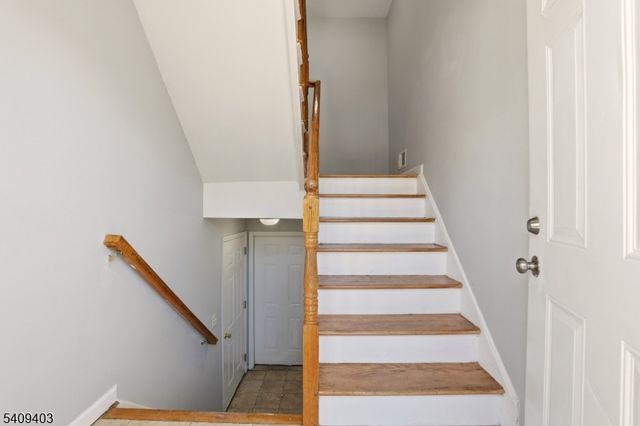 884 S 17Th St, Newark City, NJ 07108