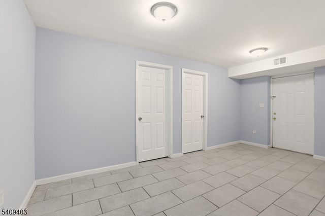 884 S 17Th St, Newark City, NJ 07108