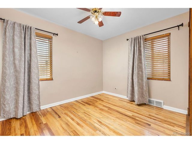 921 Yates St, Denver, CO 80204