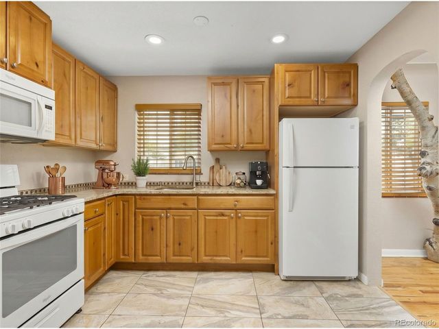 921 Yates St, Denver, CO 80204