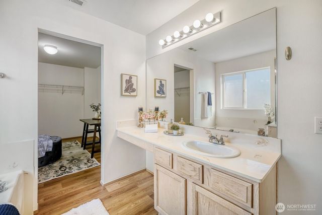 825 SW 361st Street, Federal Way, WA 98023