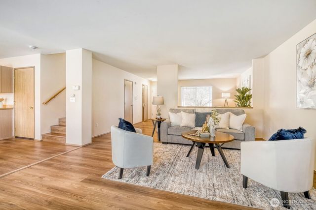 825 SW 361st Street, Federal Way, WA 98023