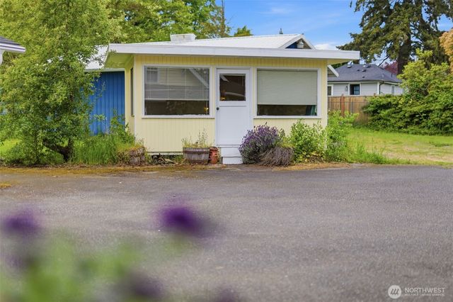 7210 20th Avenue E, Tacoma, WA 98404