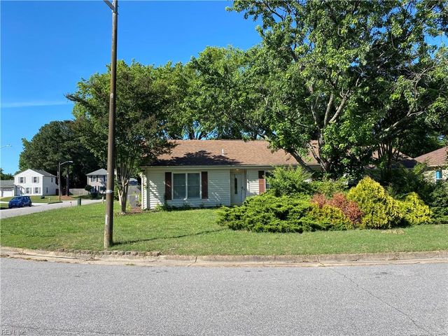 1124 Lowland Cottage LN, Virginia Beach, VA 23454