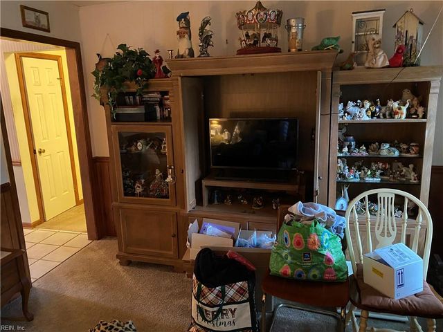 1124 Lowland Cottage LN, Virginia Beach, VA 23454