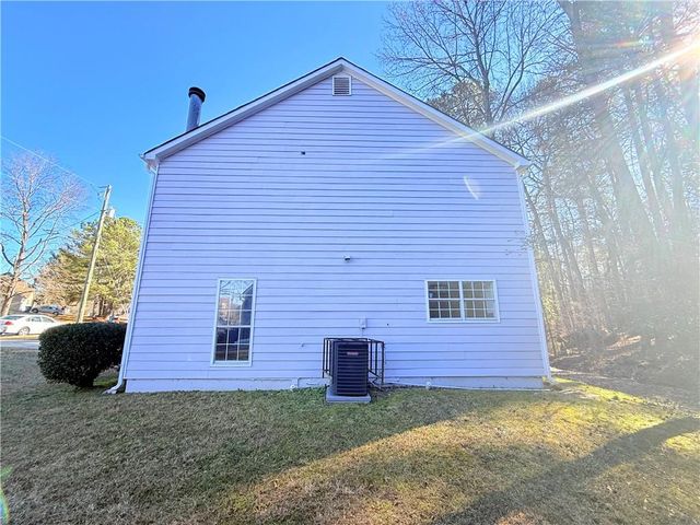 2700 Woodward Road, Atlanta, GA 30349