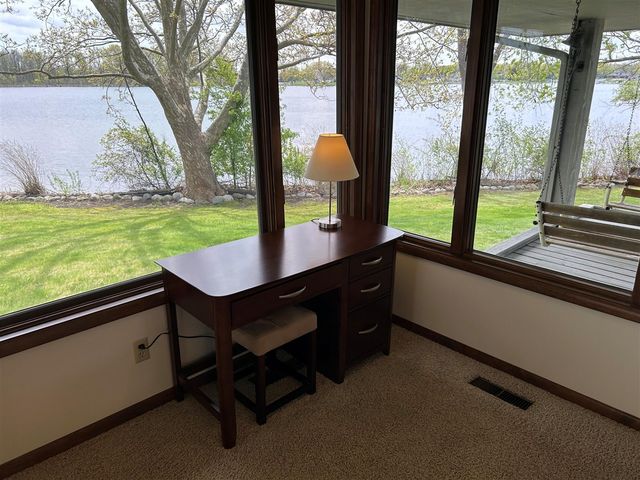 11975 E Lee Mar Drive, Vicksburg, MI 49097
