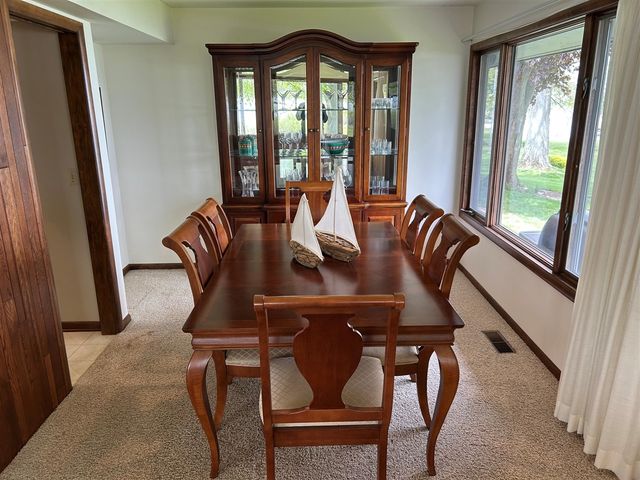 11975 E Lee Mar Drive, Vicksburg, MI 49097