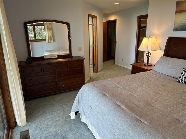 11975 E Lee Mar Drive, Vicksburg, MI 49097