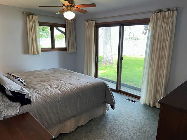 11975 E Lee Mar Drive, Vicksburg, MI 49097