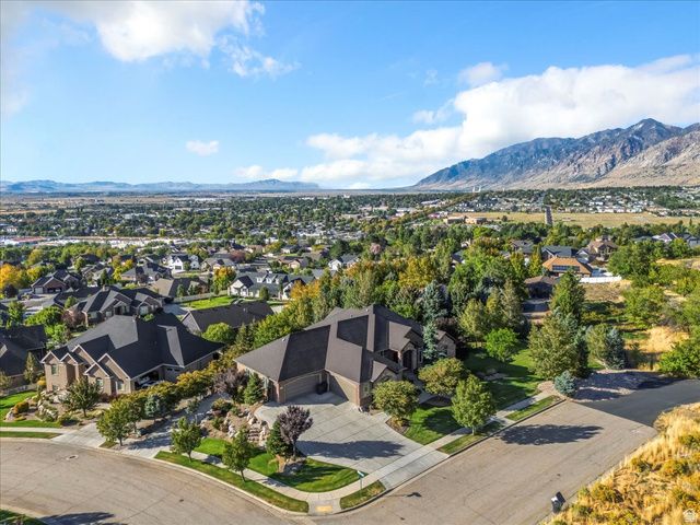 1542 S VALLEY VIEW DR, Perry, UT 84302