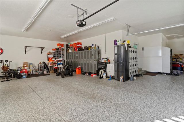 1542 S VALLEY VIEW DR, Perry, UT 84302