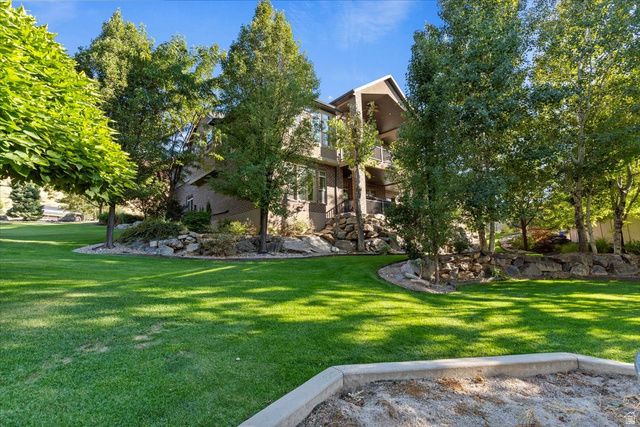 1542 S VALLEY VIEW DR, Perry, UT 84302
