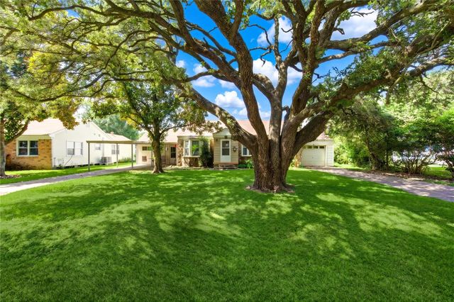 2206 Oaklawn Drive, La Marque, TX 77568