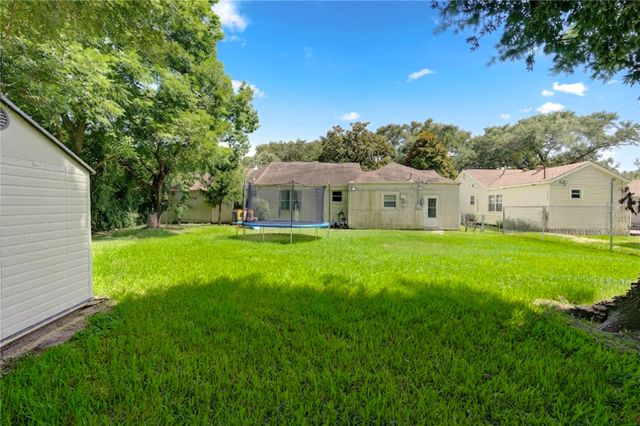 2206 Oaklawn Drive, La Marque, TX 77568