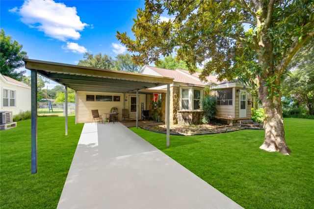 2206 Oaklawn Drive, La Marque, TX 77568