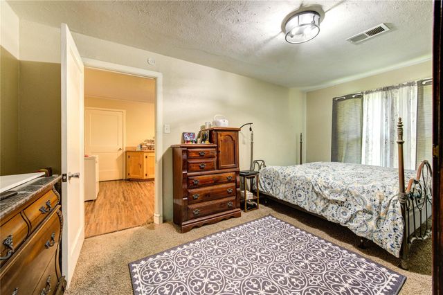 2206 Oaklawn Drive, La Marque, TX 77568