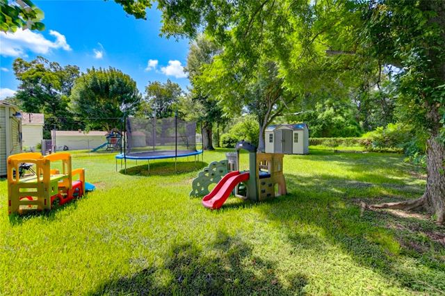 2206 Oaklawn Drive, La Marque, TX 77568
