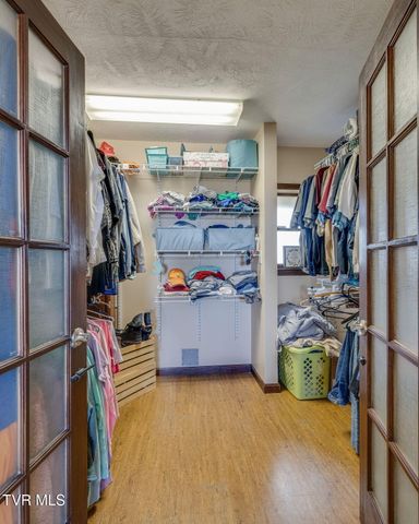 104 Newt Wheelock Road, Jonesborough, TN 37659