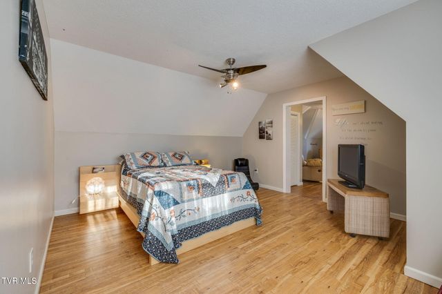 104 Newt Wheelock Road, Jonesborough, TN 37659