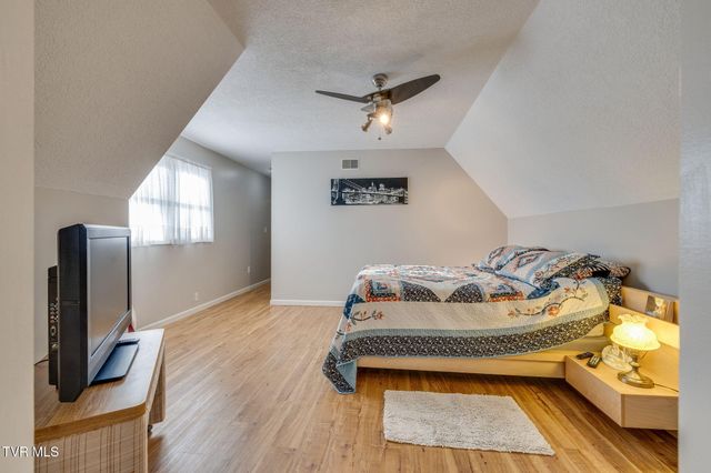 104 Newt Wheelock Road, Jonesborough, TN 37659